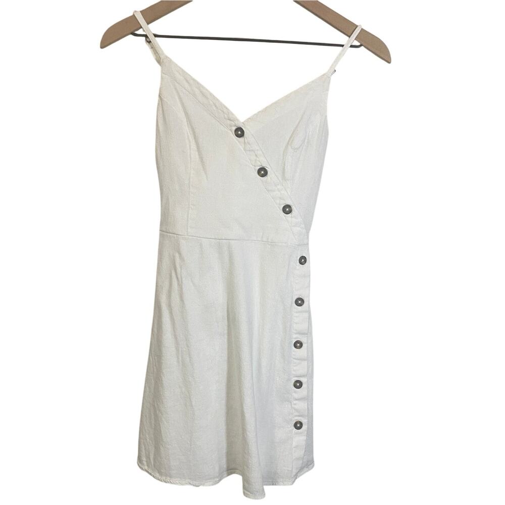 Hollister White Strappy Mini Summer Dress with Button Accents Sz XS Smocked Back